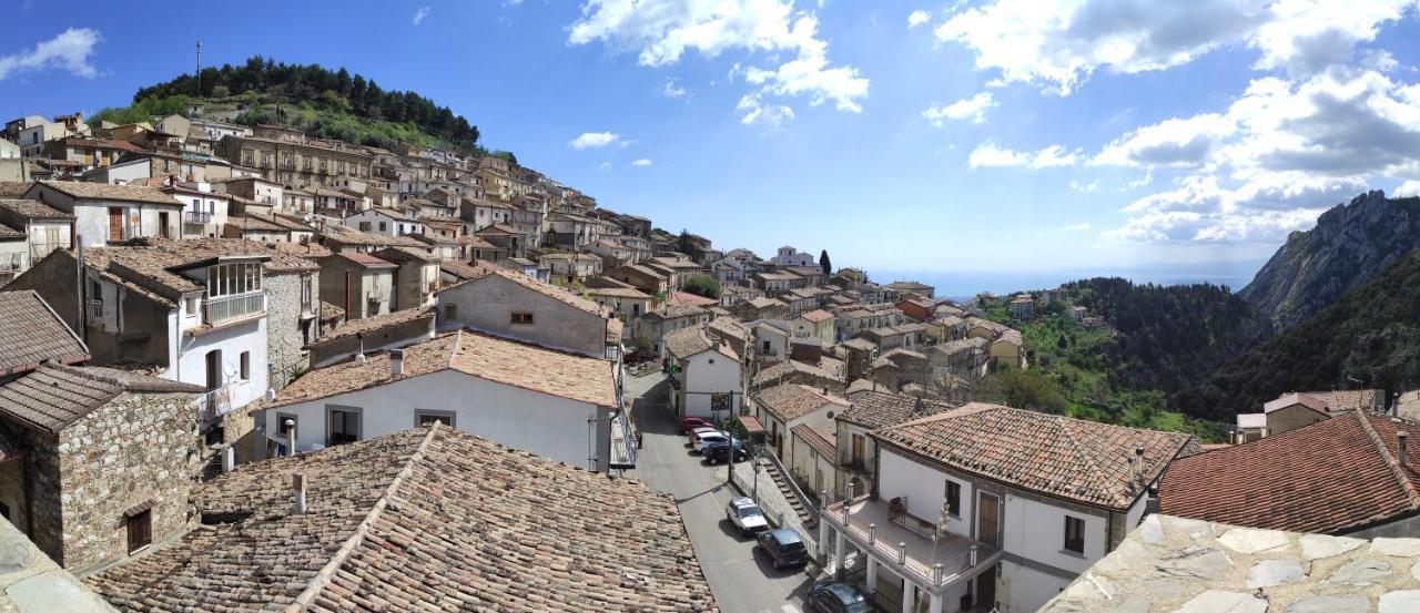 Antica Dimora Palazzo Rovitti Bed & Breakfast Cerchiara di Calabria Exterior photo